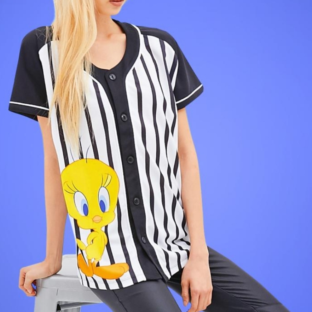 WB Warner Brothers Black Yellow  White Striped Tweety Women's Shirt size Large L